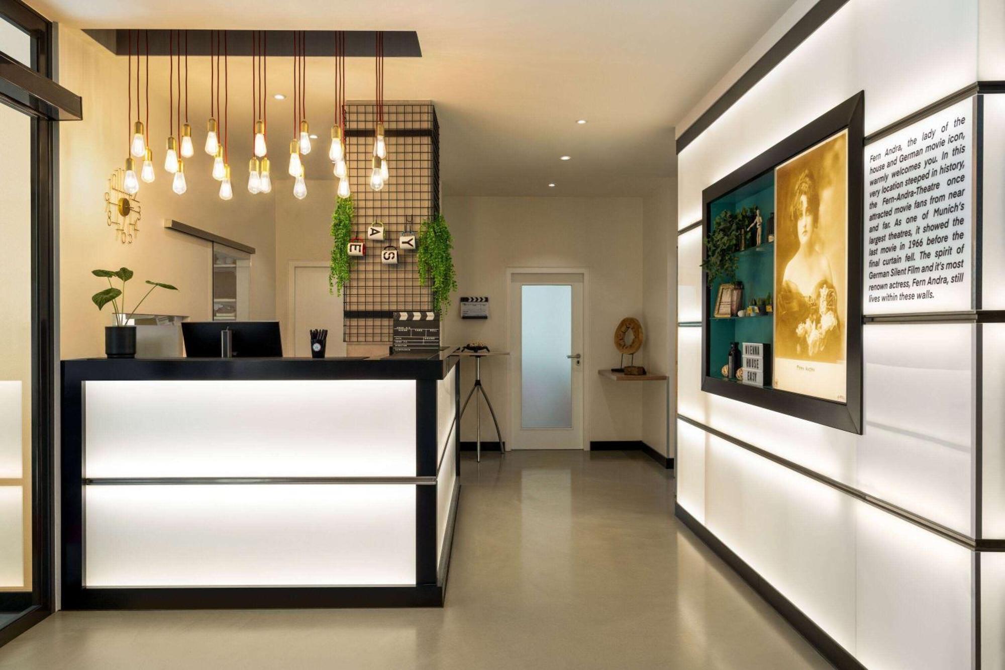 Vienna House Easy By Wyndham 4* Munich